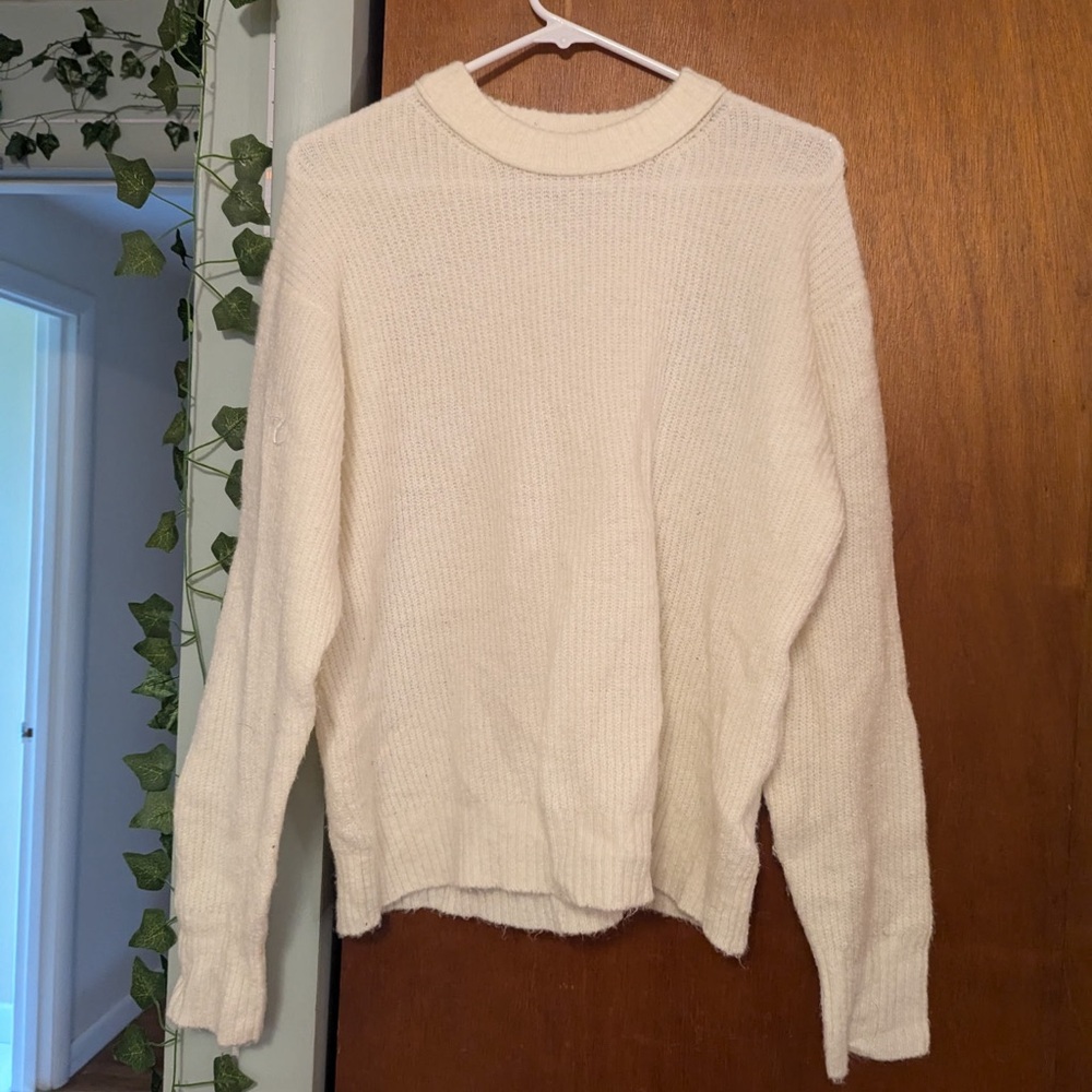 American Eagle Outfitters Cream Knit Sweater